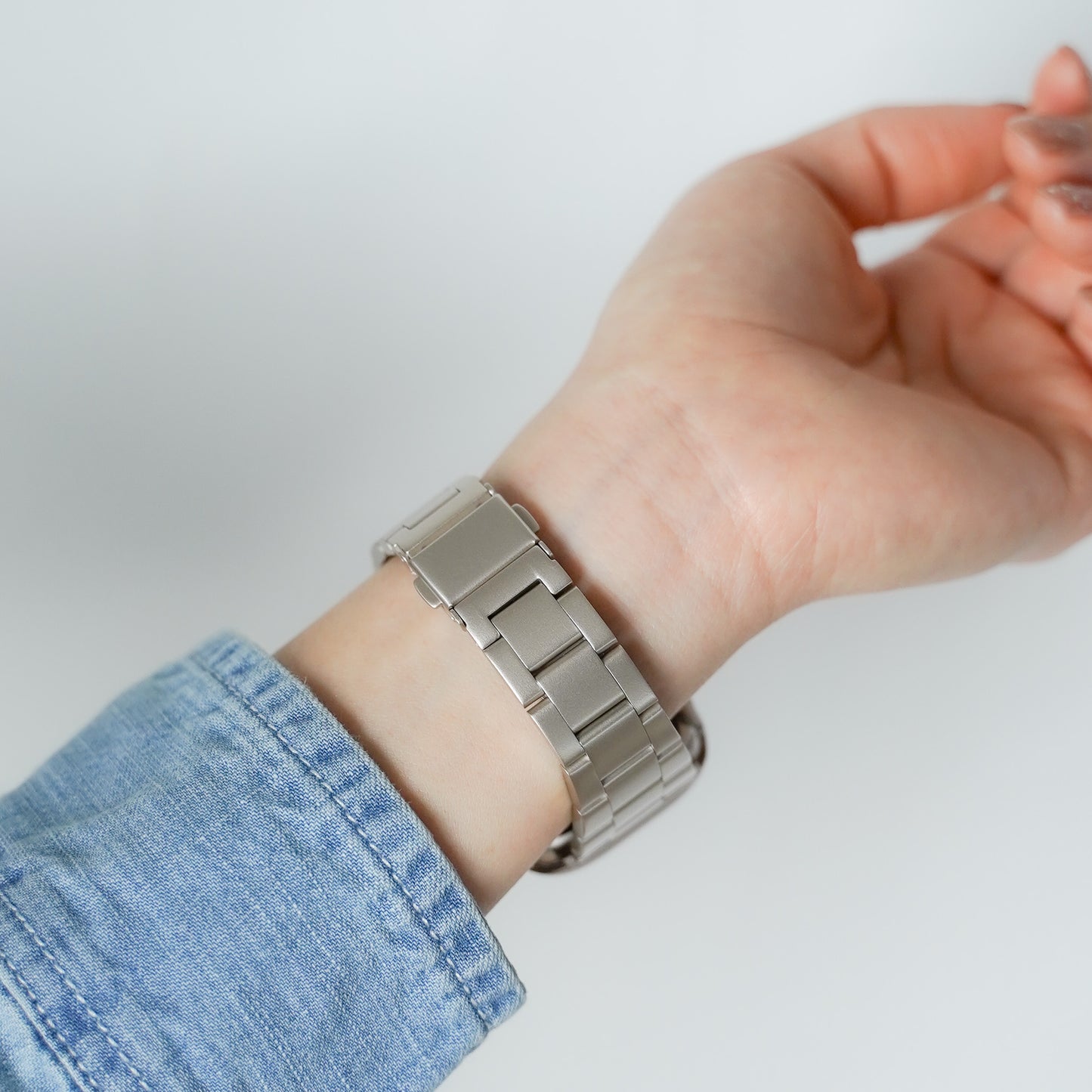 ステンレス 工具不要 三連 アップルウォッチバンド Apple Watch ベルト