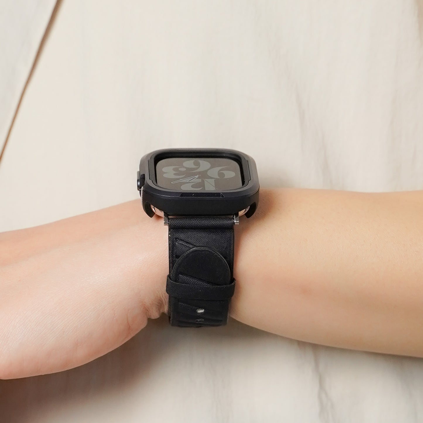 TPU×アルミ 保護フレーム ガラスなし アップルウォッチ ケース Apple Watch