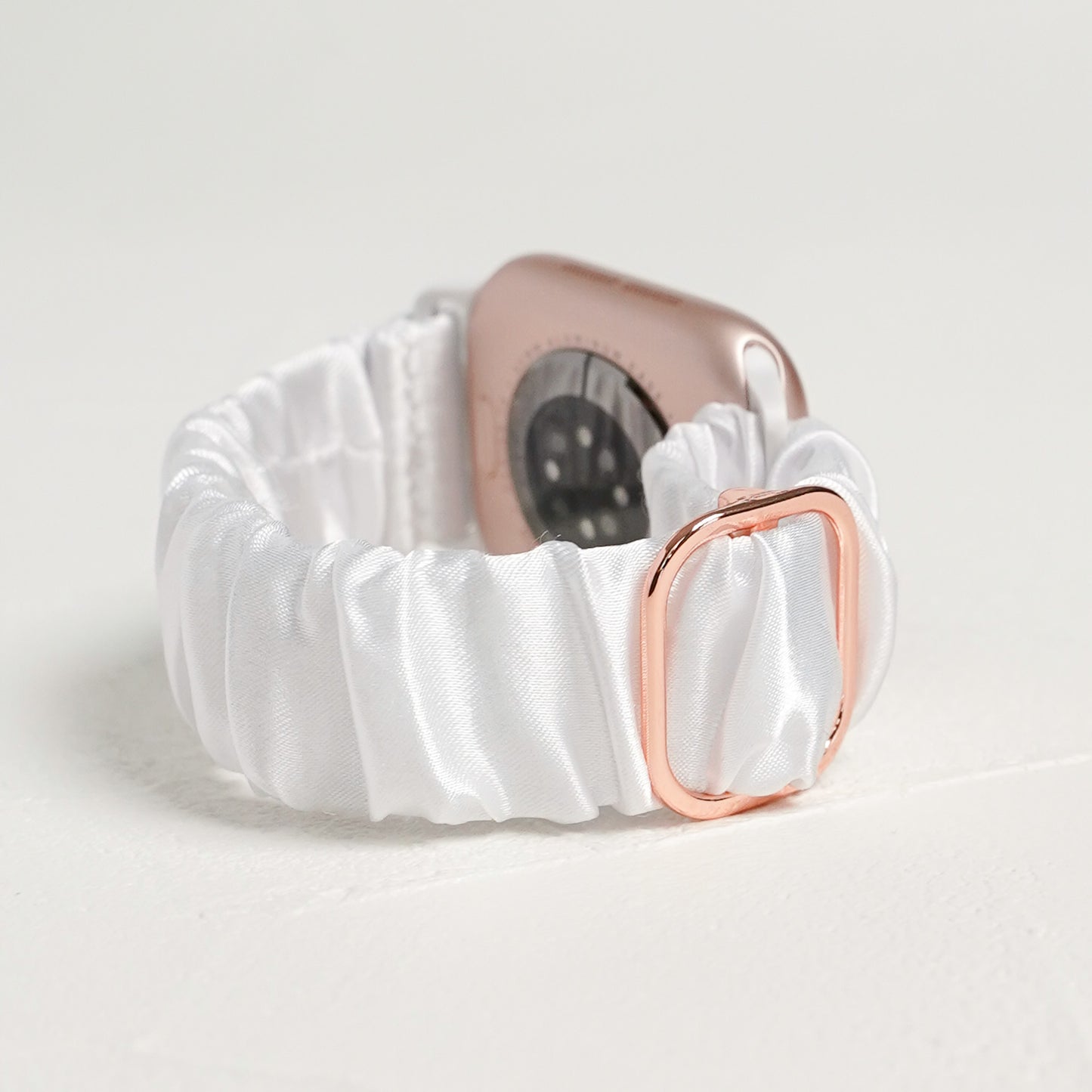 【NEW】シュシュ風 サテン アップルウォッチバンド Apple Watch ベルト