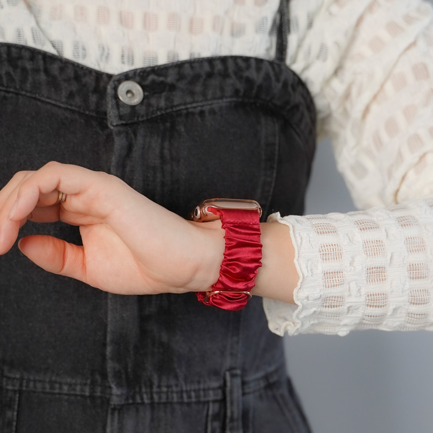 【NEW】シュシュ風 サテン アップルウォッチバンド Apple Watch ベルト
