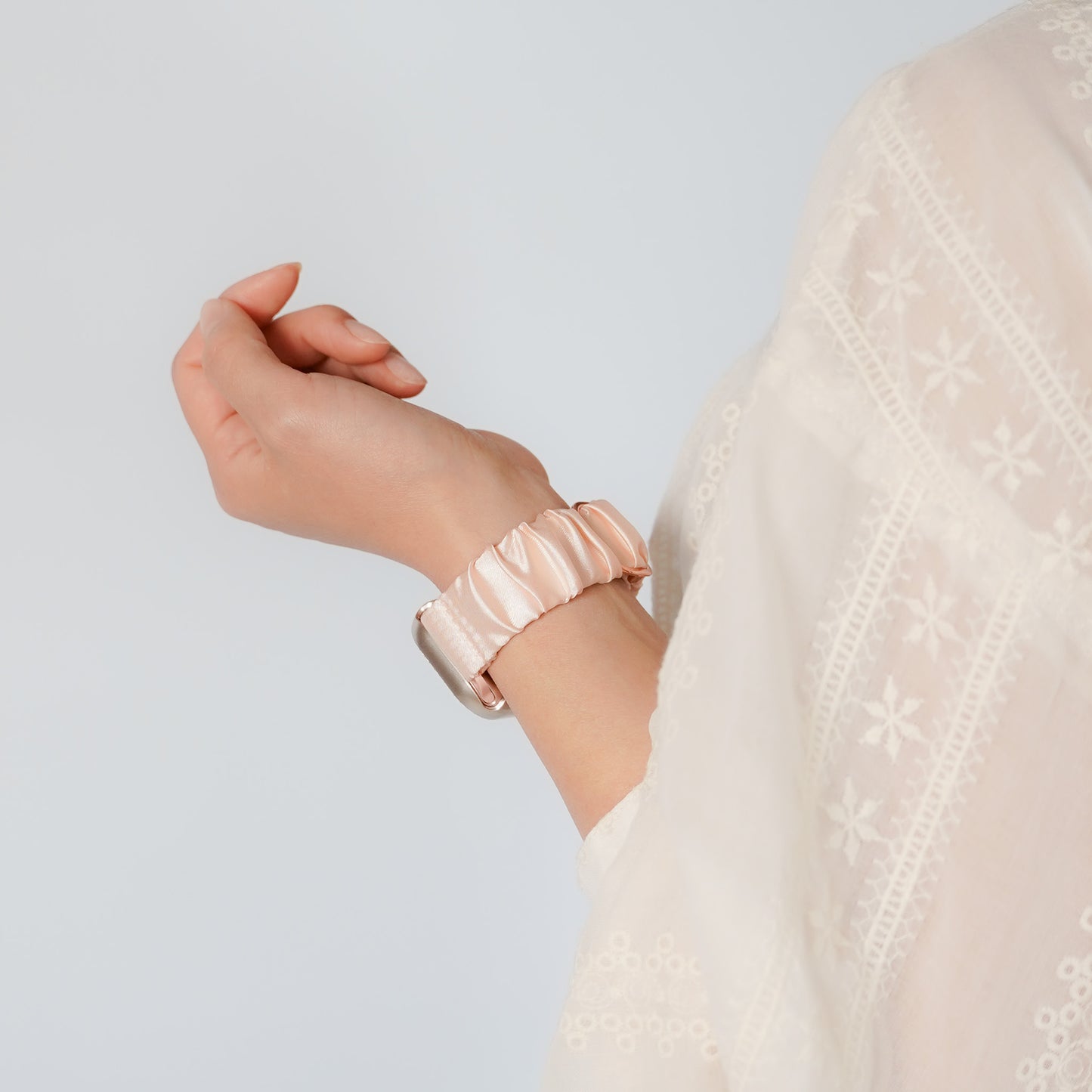 【NEW】シュシュ風 サテン アップルウォッチバンド Apple Watch ベルト