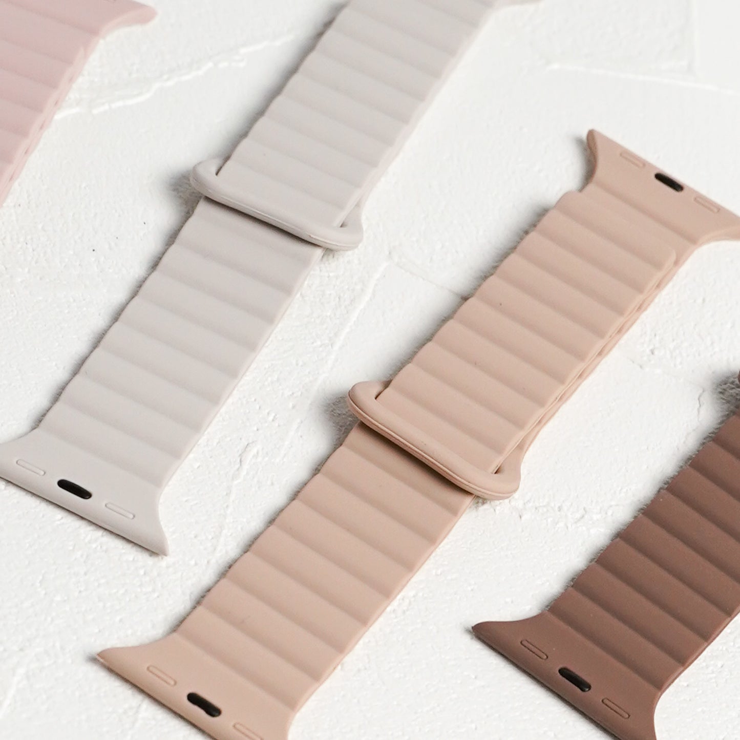 【NEW】マグネット オールシリコンループ アップルウォッチバンド Apple Watch ベルト