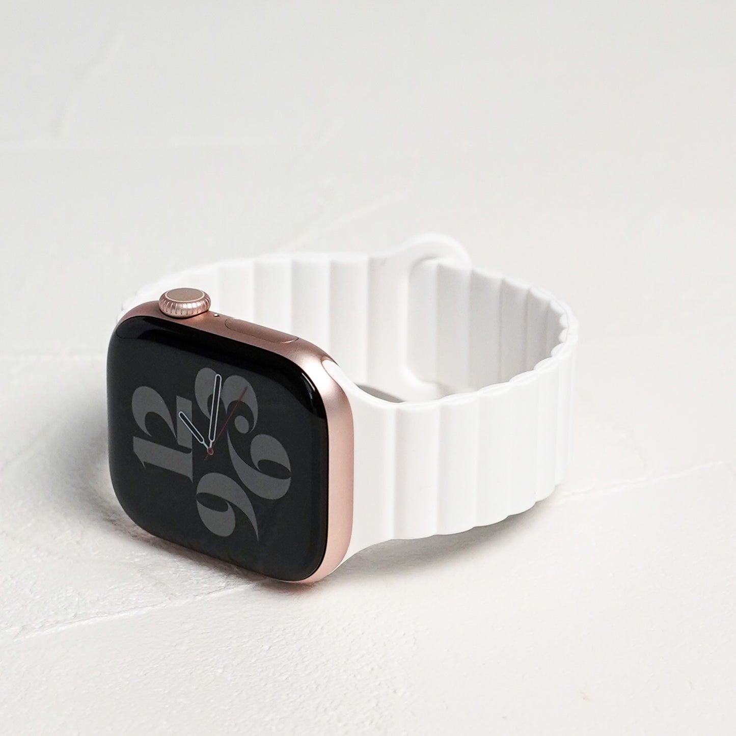 【NEW】マグネット オールシリコンループ アップルウォッチバンド Apple Watch ベルト