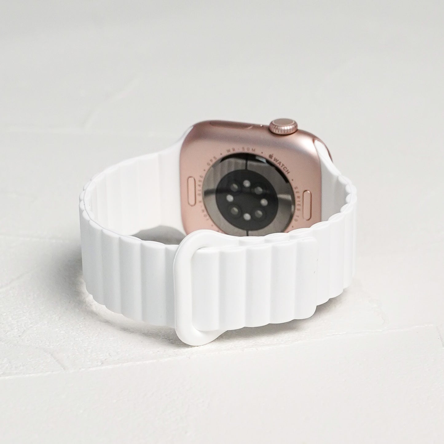 【NEW】マグネット オールシリコンループ アップルウォッチバンド Apple Watch ベルト