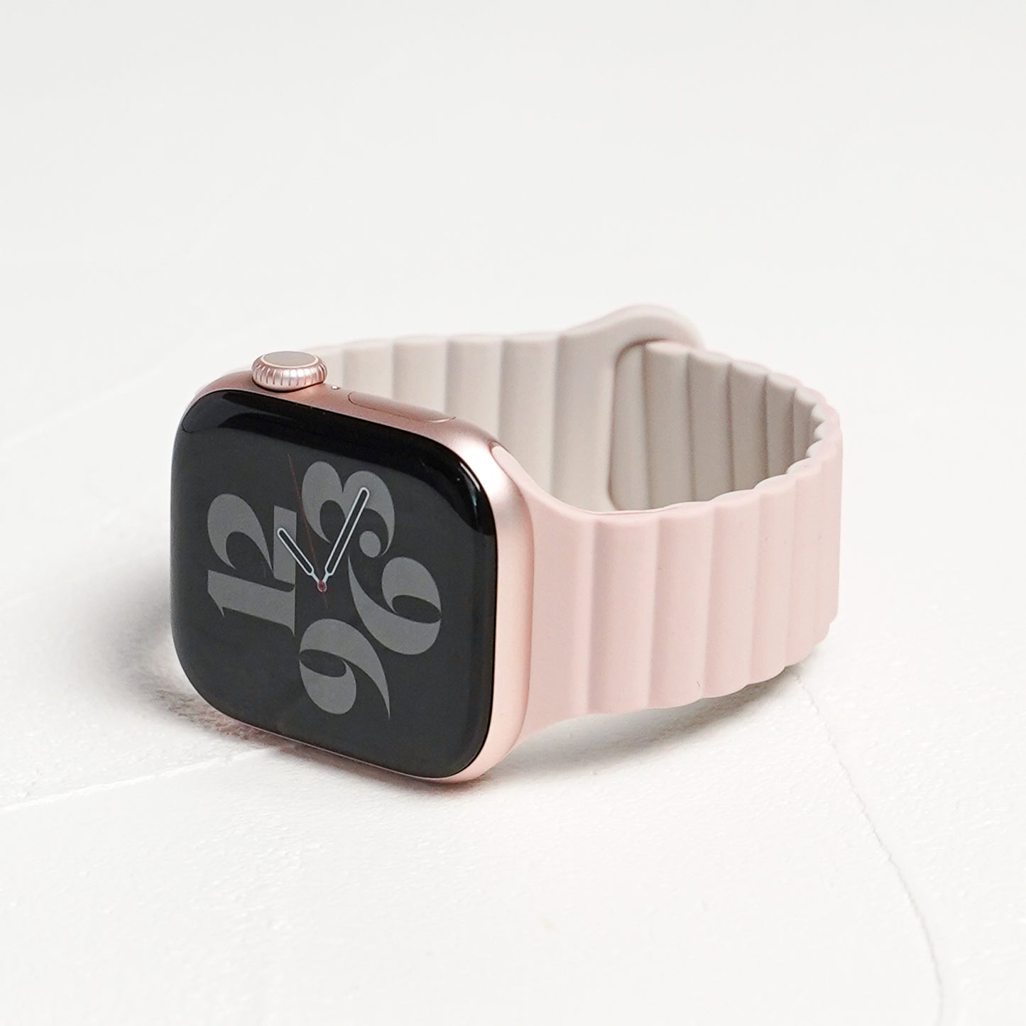 【NEW】マグネット オールシリコンループ アップルウォッチバンド Apple Watch ベルト