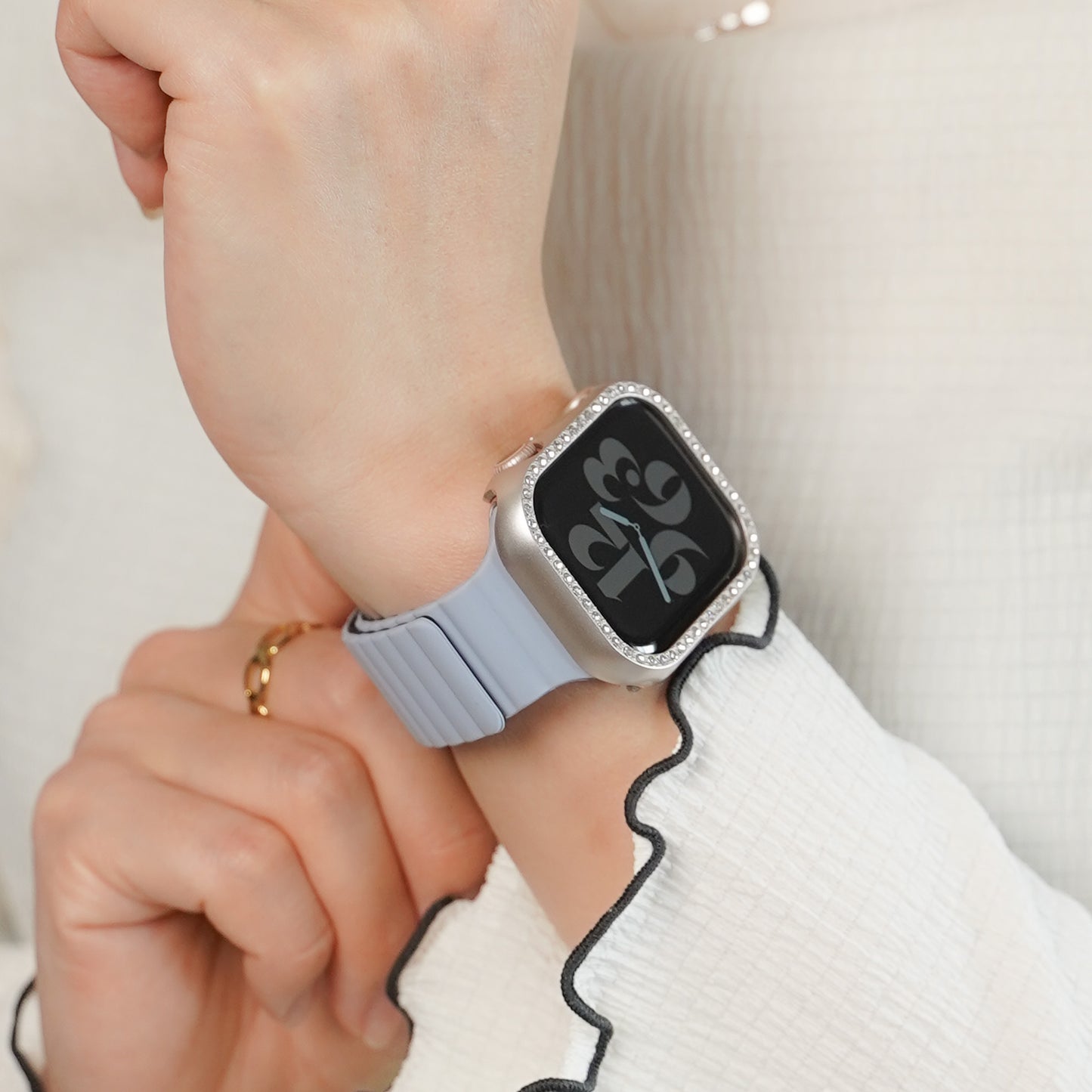 【NEW】マグネット オールシリコンループ アップルウォッチバンド Apple Watch ベルト