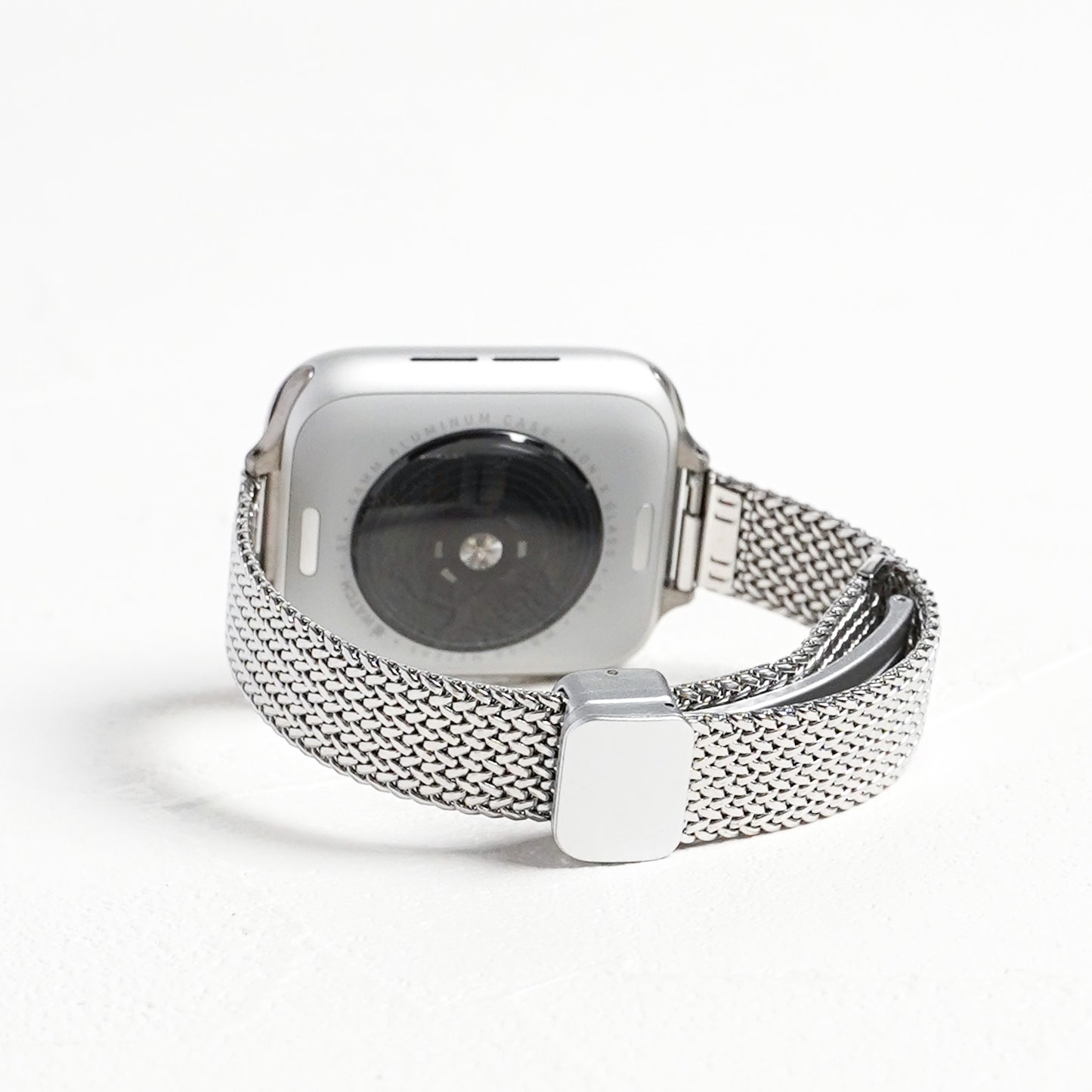 【NEW】マグネット ステンレススリム 三ツ折 アップルウォッチバンド Apple Watch ベルト