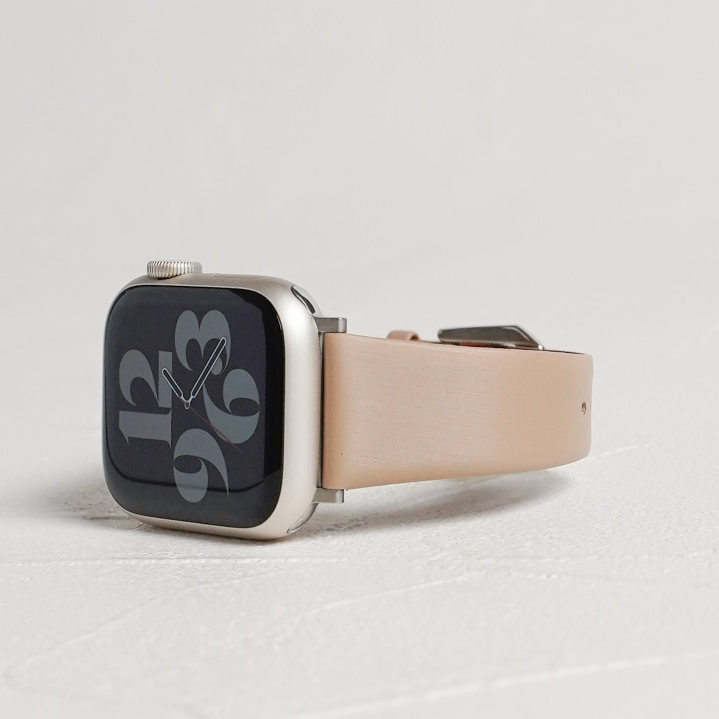 【NEW】レザー シルク調 アップルウォッチバンド Apple Watch ベルト