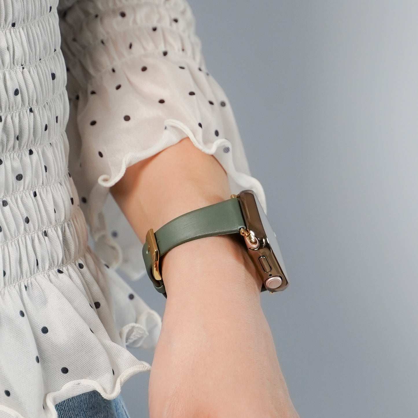 【NEW】レザー シルク調 アップルウォッチバンド Apple Watch ベルト