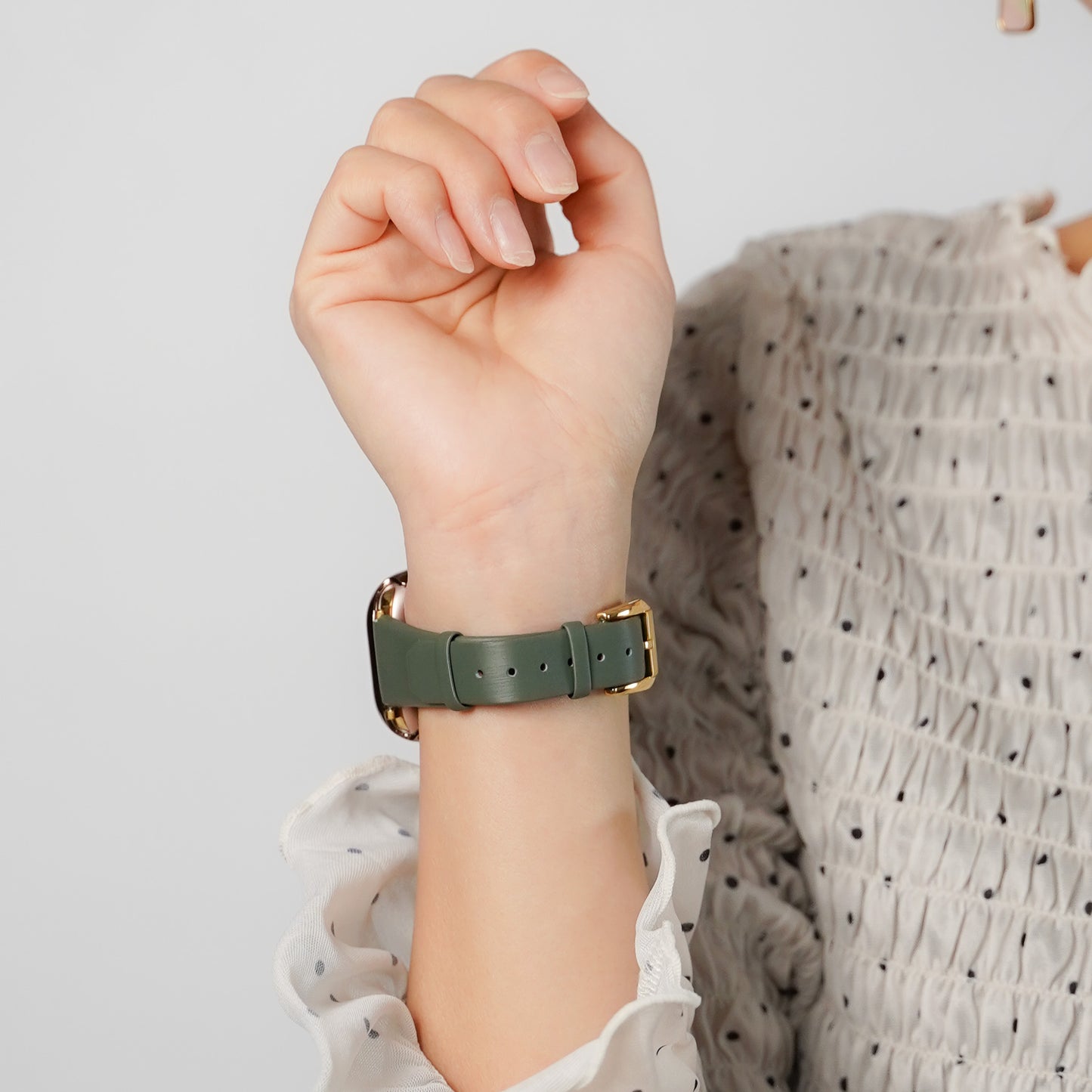 【NEW】レザー シルク調 アップルウォッチバンド Apple Watch ベルト