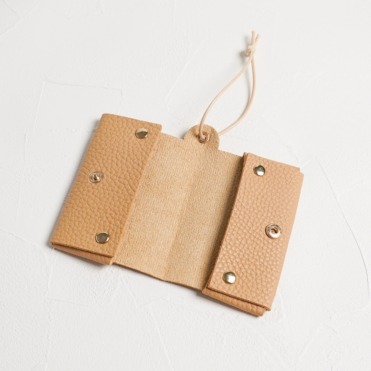 【NEW】ポケットティッシュケース 二つ折り レザー