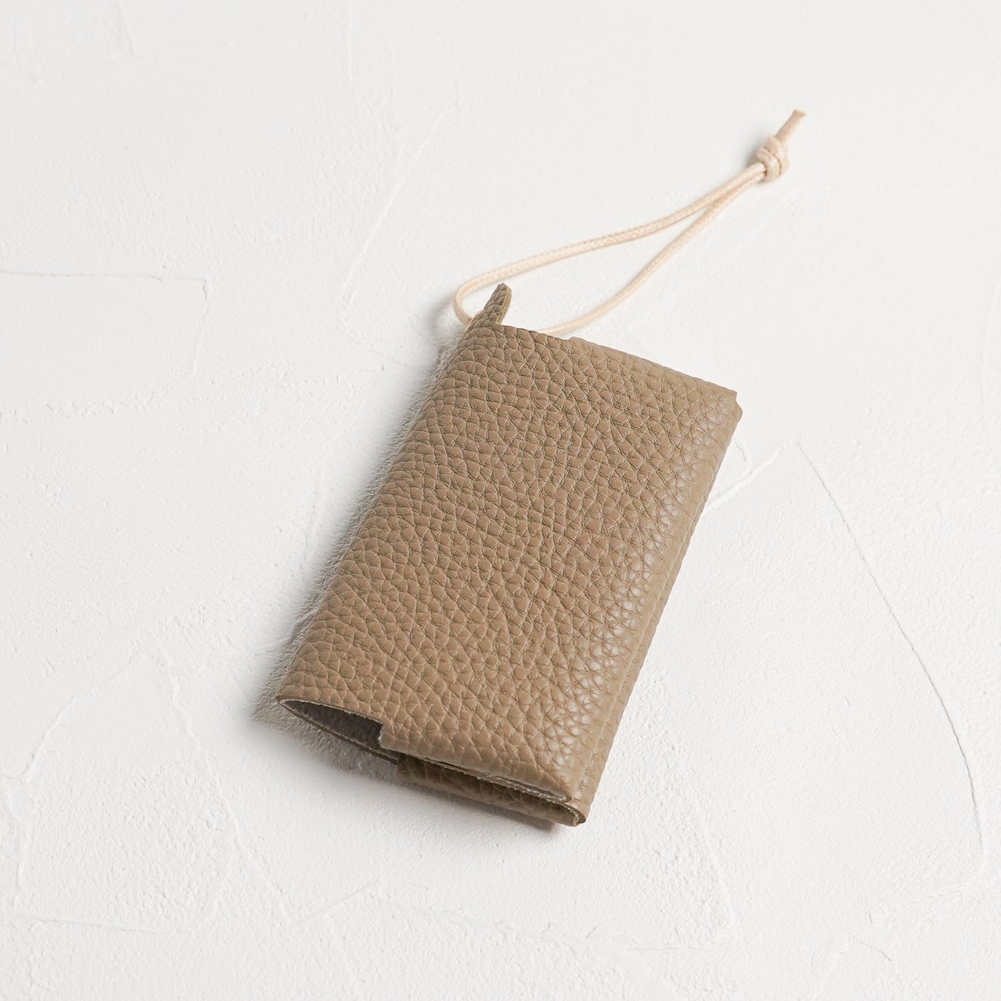 【NEW】ポケットティッシュケース 二つ折り レザー