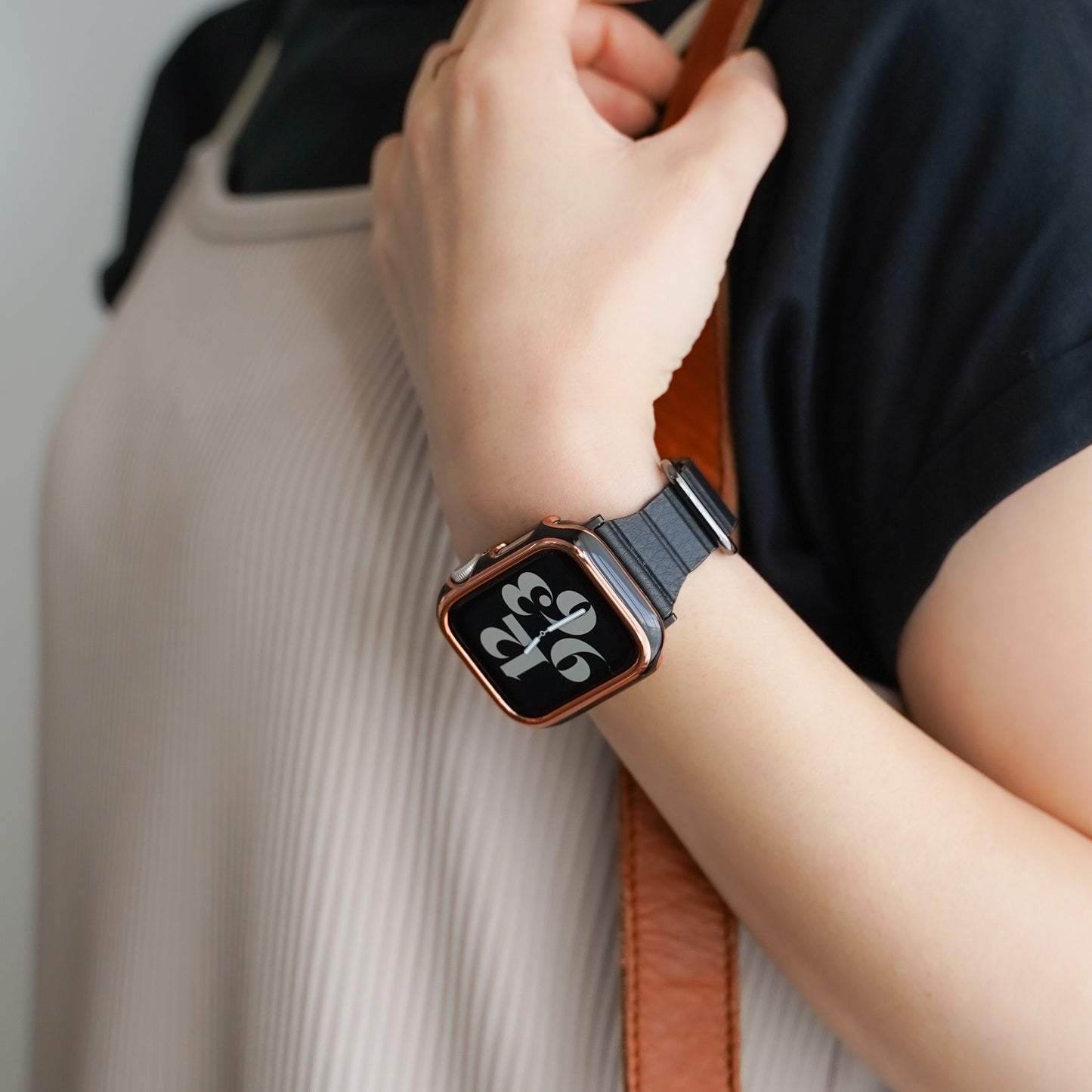 ローズゴールドライン 保護フレーム ガラスなし ハードタイプ アップルウォッチ ケース Apple Watch