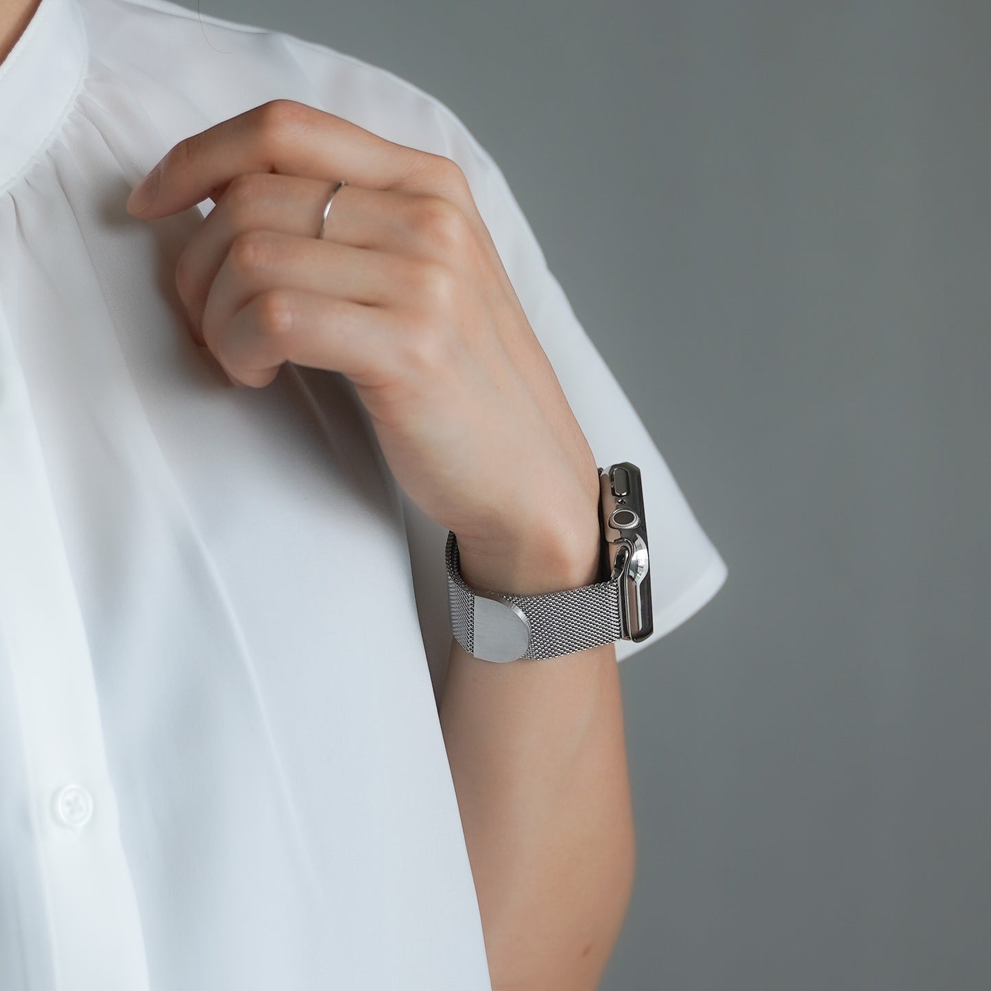 ミラネーゼ マグネット ステンレス メッシュ アップルウォッチバンド Apple Watch ベルト