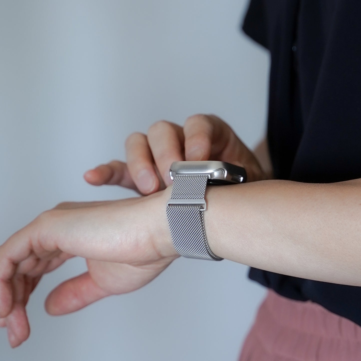 ミラネーゼ マグネット ステンレス メッシュ アップルウォッチバンド Apple Watch ベルト