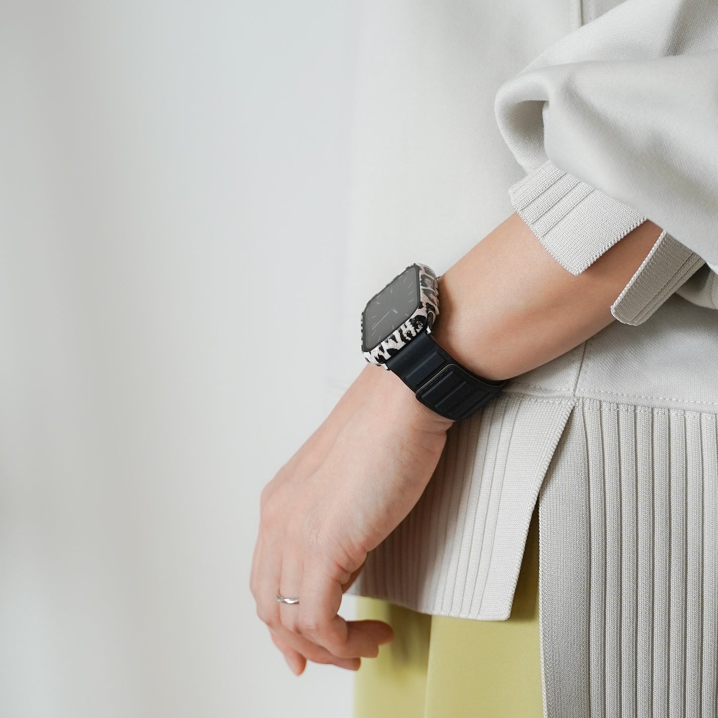マグネット シリコン アップルウォッチバンド Apple Watch ベルト