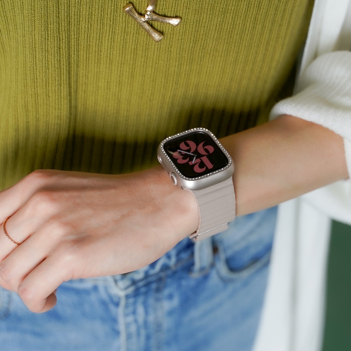 マグネット ループ レザー アップルウォッチバンド ユニセックス Apple Watch ベルト