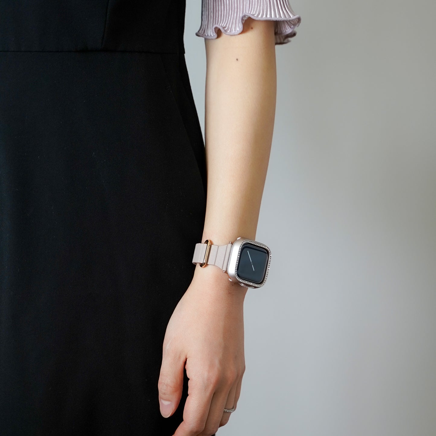 マグネット スリム レザー アップルウォッチバンド レザーループ Apple Watch ベルト