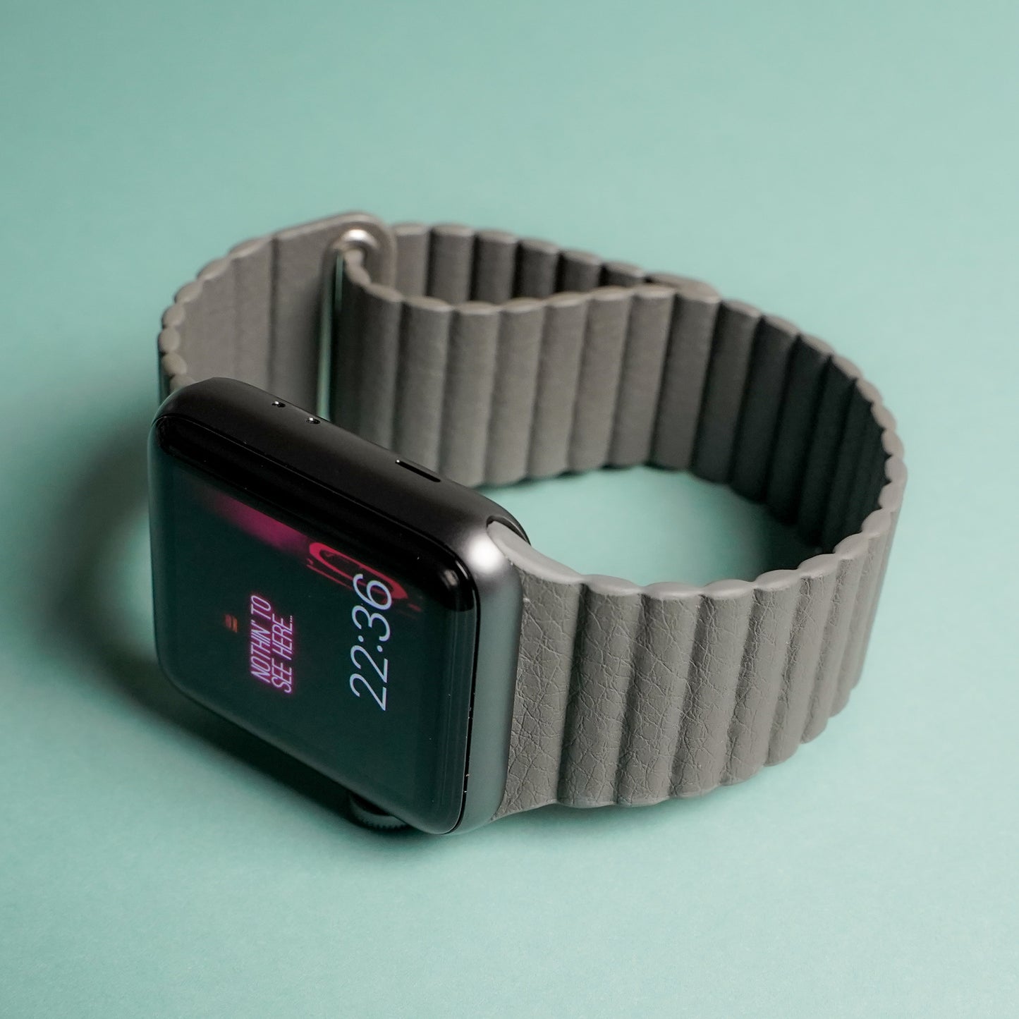 マグネット ループ レザー アップルウォッチバンド ユニセックス Apple Watch ベルト