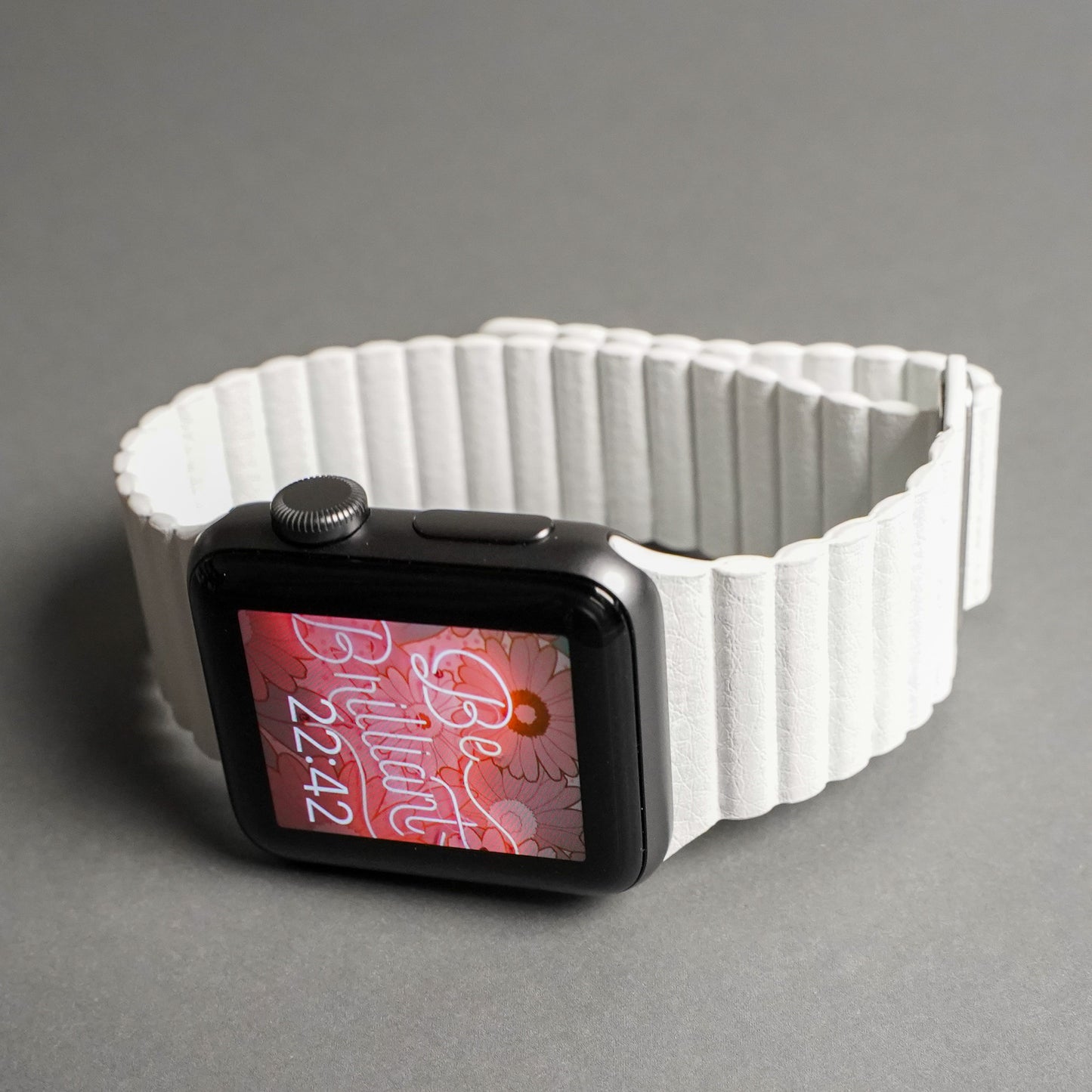 マグネット ループ レザー アップルウォッチバンド ユニセックス Apple Watch ベルト