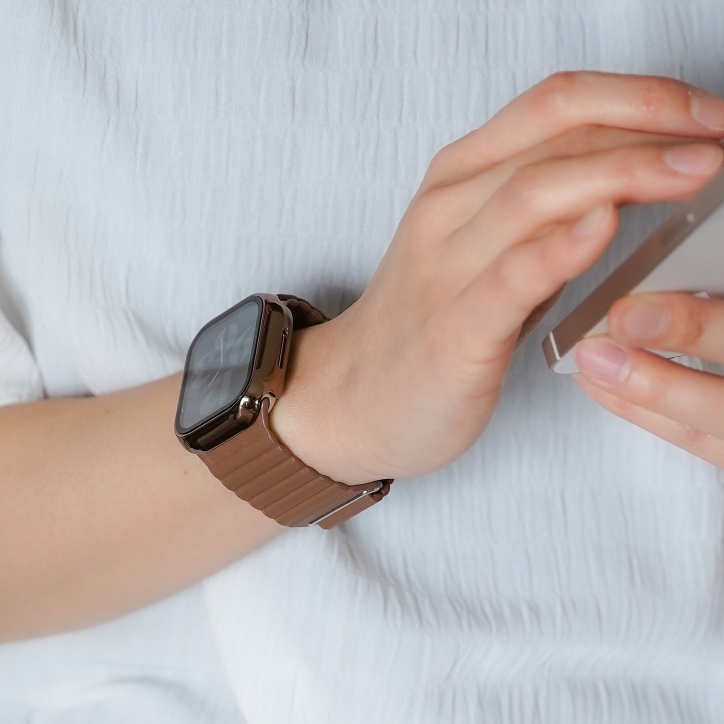 マグネット ループ レザー アップルウォッチバンド ユニセックス Apple Watch ベルト