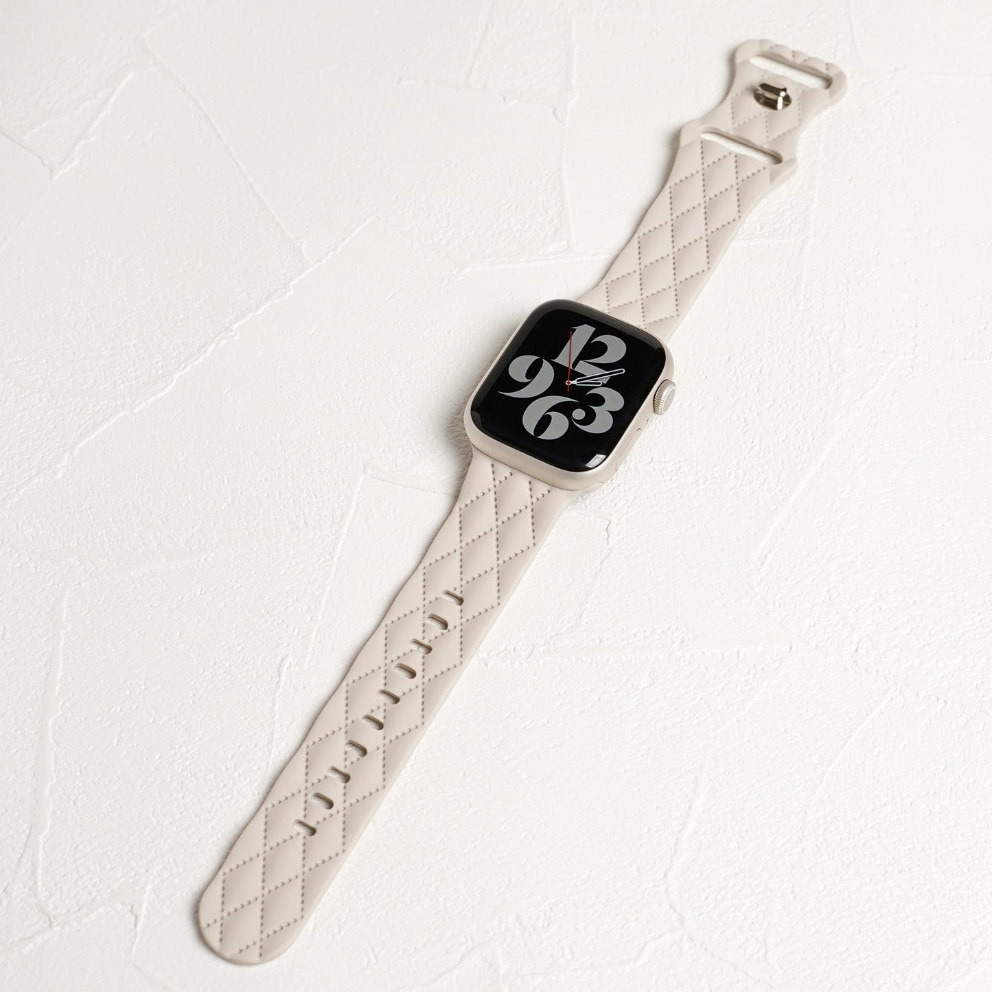 【NEW】キルティング風 シリコン アップルウォッチバンド Apple Watch ベルト