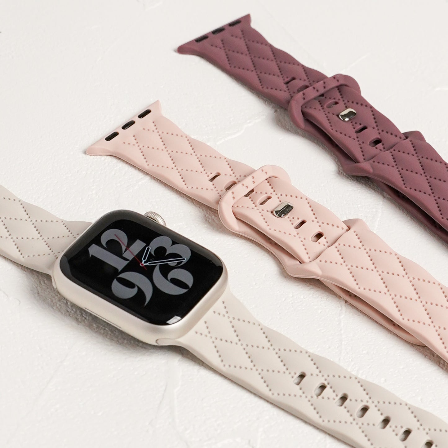 【NEW】キルティング風 シリコン アップルウォッチバンド Apple Watch ベルト