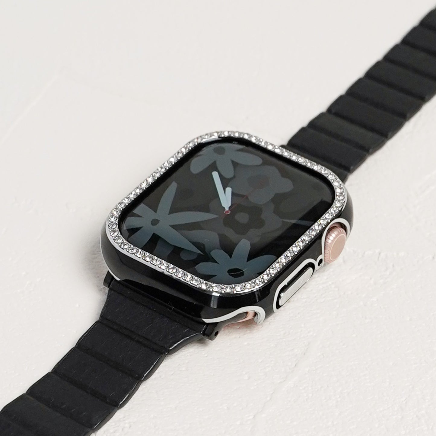 【NEW】シルバーライン×キラキラ ストーン 保護フレーム ガラスなし ハードタイプ アップルウォッチ ケース Apple Watch【S10対応】