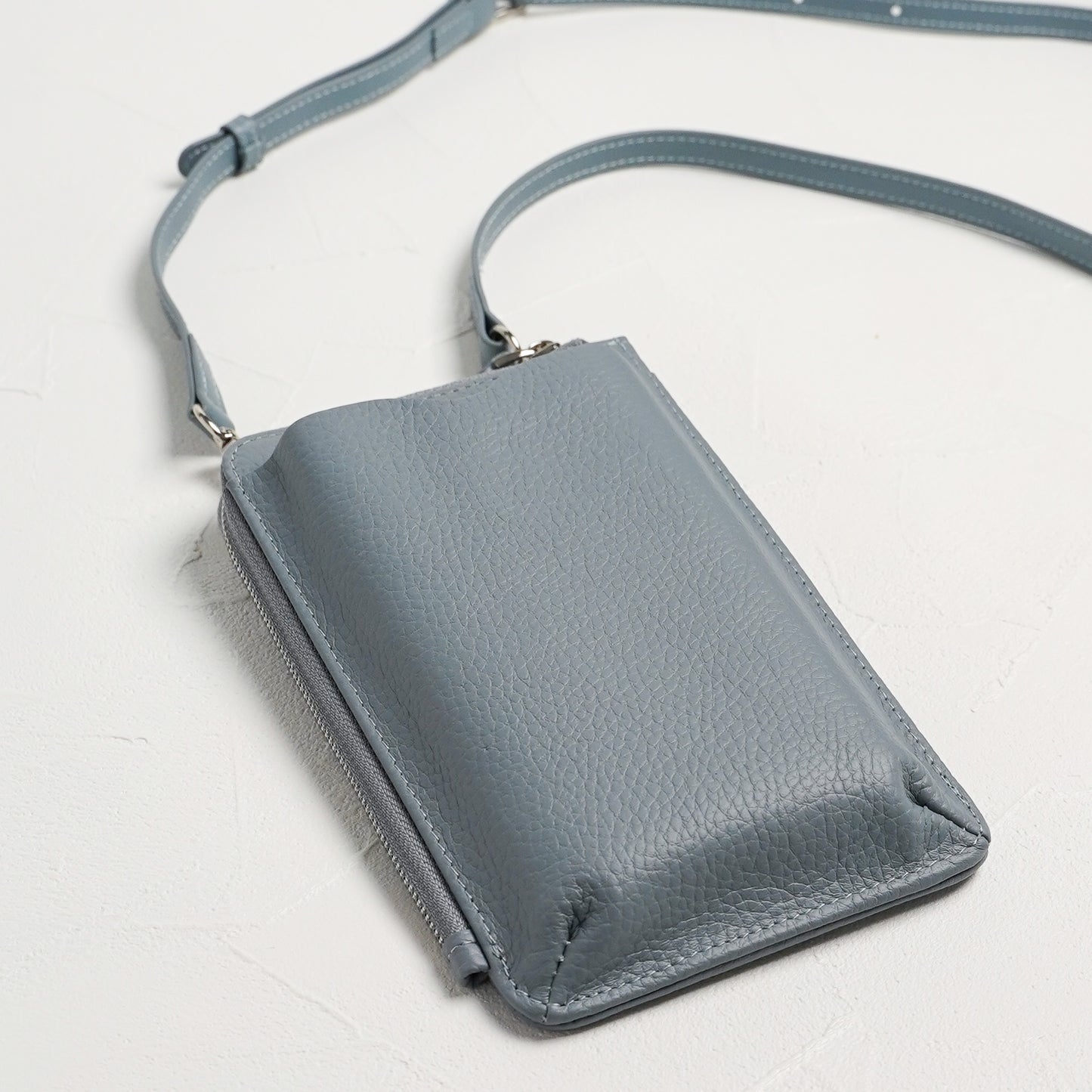 【NEW】スマホショルダー L字ファスナー レザー 本革 スマホポーチ 財布