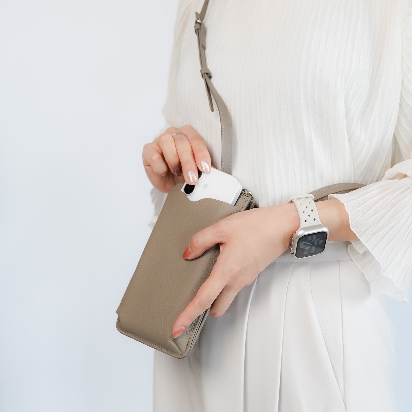 【NEW】スマホショルダー L字ファスナー レザー 本革 スマホポーチ 財布