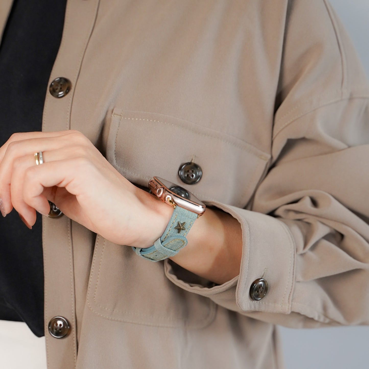 【NEW】デニムレザー×スタッズ アップルウォッチバンド Apple Watch ベルト