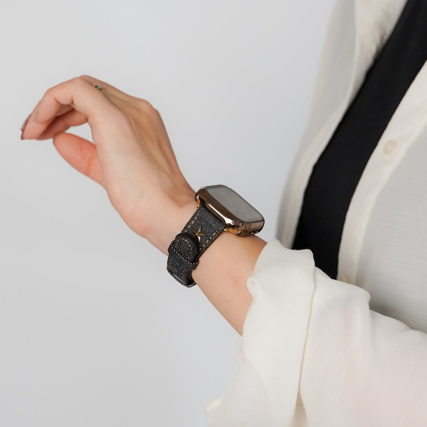 【NEW】デニムレザー×スタッズ アップルウォッチバンド Apple Watch ベルト
