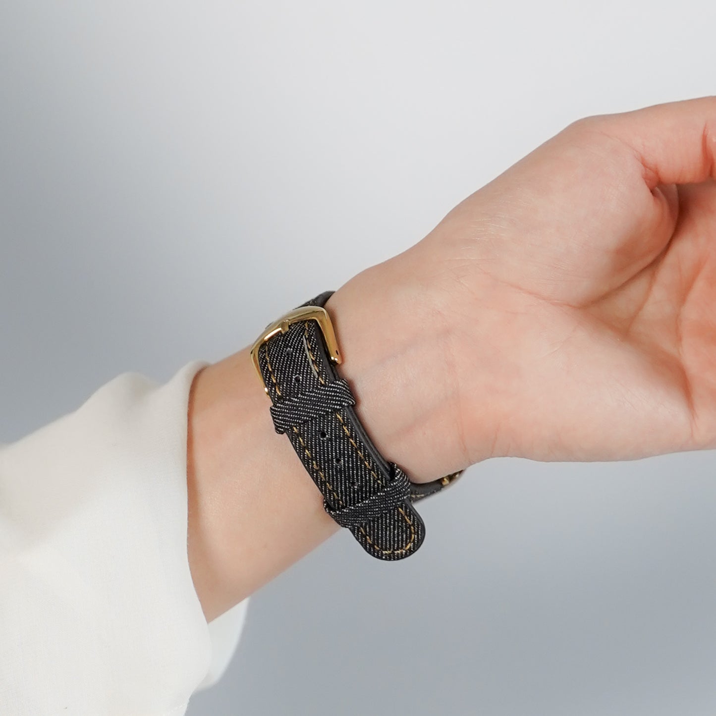 【NEW】デニムレザー×スタッズ アップルウォッチバンド Apple Watch ベルト