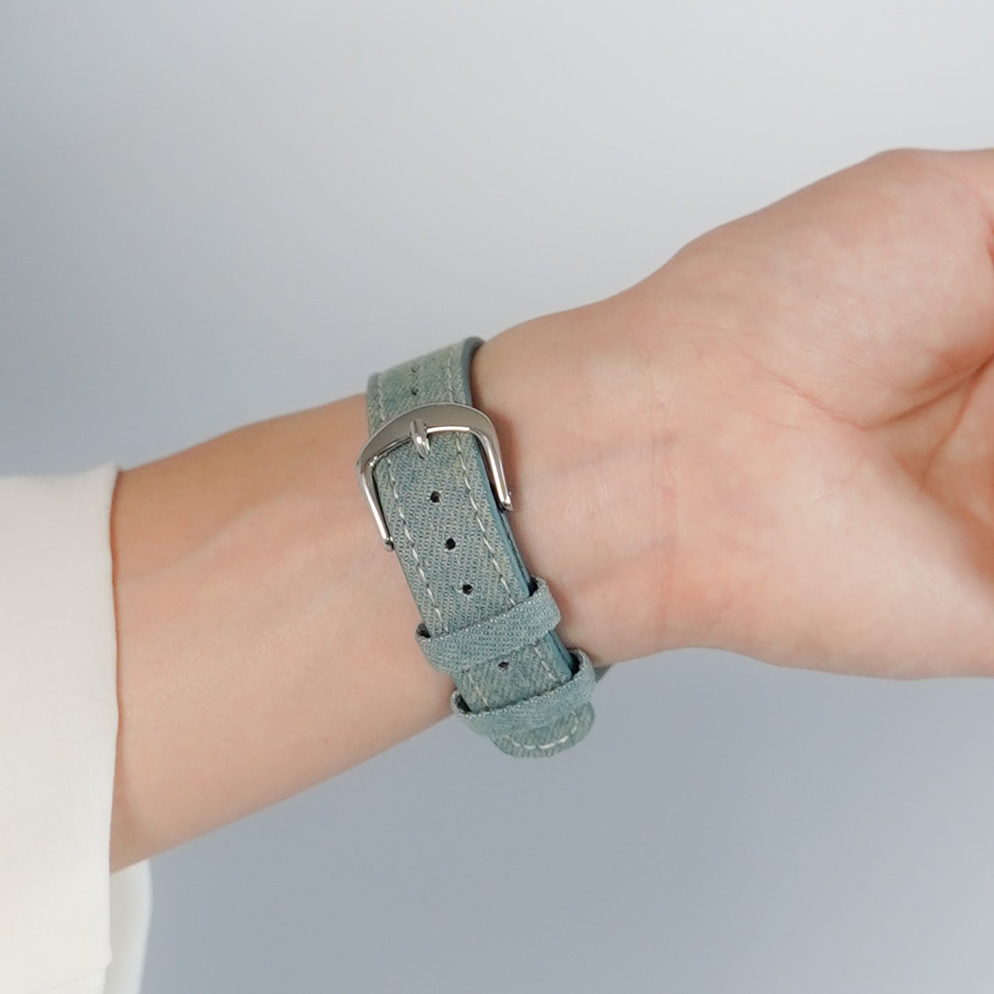 【NEW】デニムレザー×スタッズ アップルウォッチバンド Apple Watch ベルト