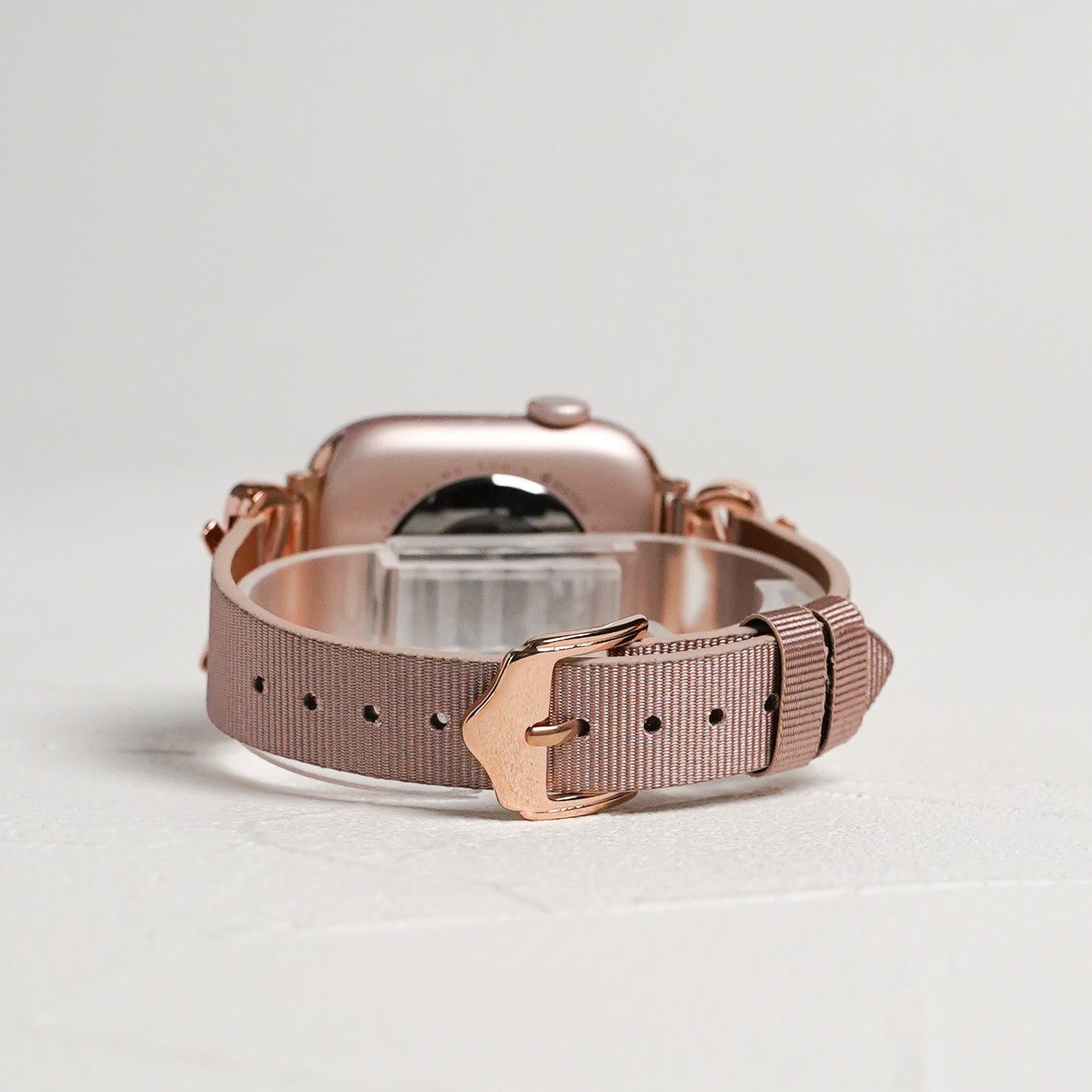 リボンチャーム シャイニー ファブリックレザー アップルウォッチバンド Apple Watch ベルト