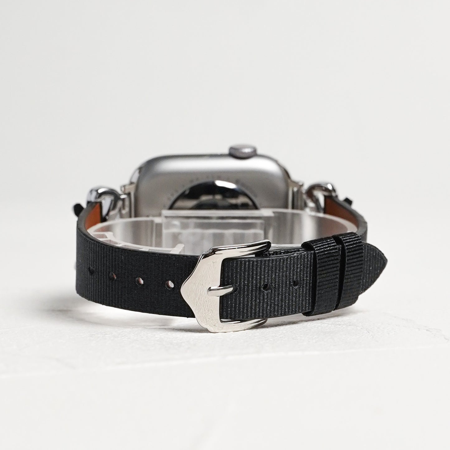 リボンチャーム シャイニー ファブリックレザー アップルウォッチバンド Apple Watch ベルト