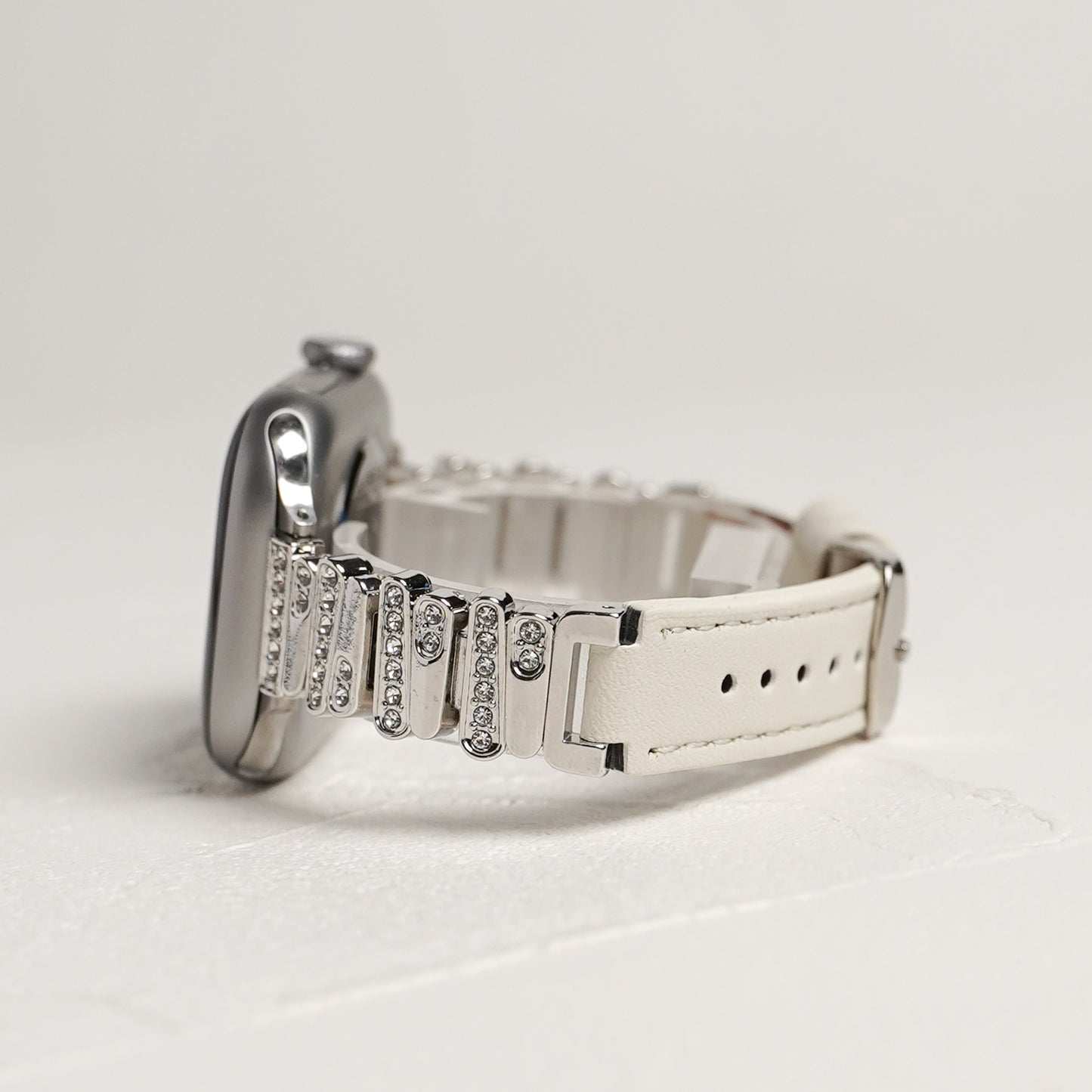 【NEW】ラインストーン スリムレザー アップルウォッチバンド Apple Watch ベルト