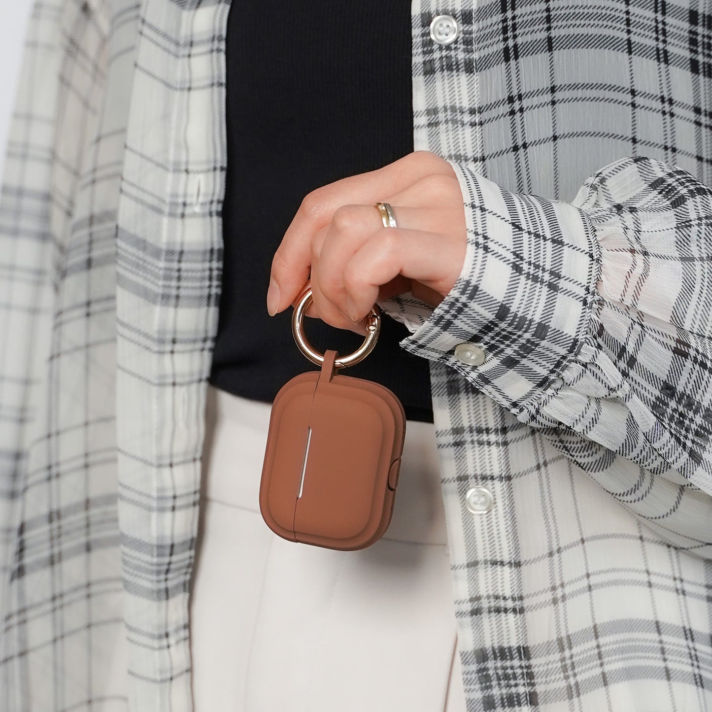 【NEW】シリコン ラテカラー エアポッズケース AirPods カバー AirPods4 Pro2 case