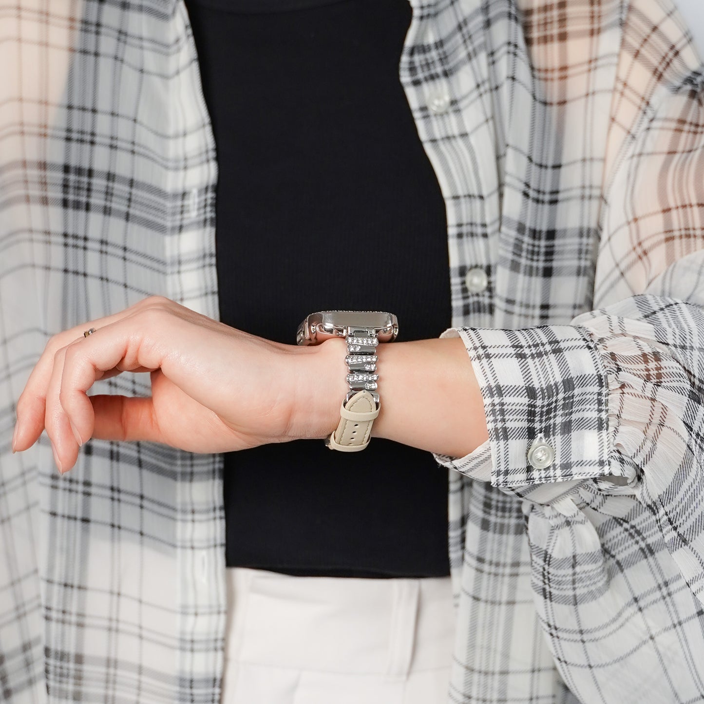 【NEW】ラインストーン スリムレザー アップルウォッチバンド Apple Watch ベルト