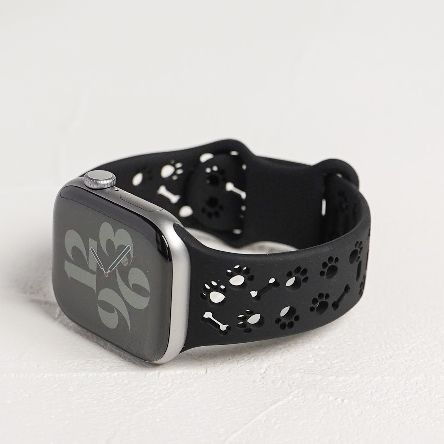 【NEW】シリコン 肉球 穴あき 犬 猫 アップルウォッチバンド Apple Watch ベルト