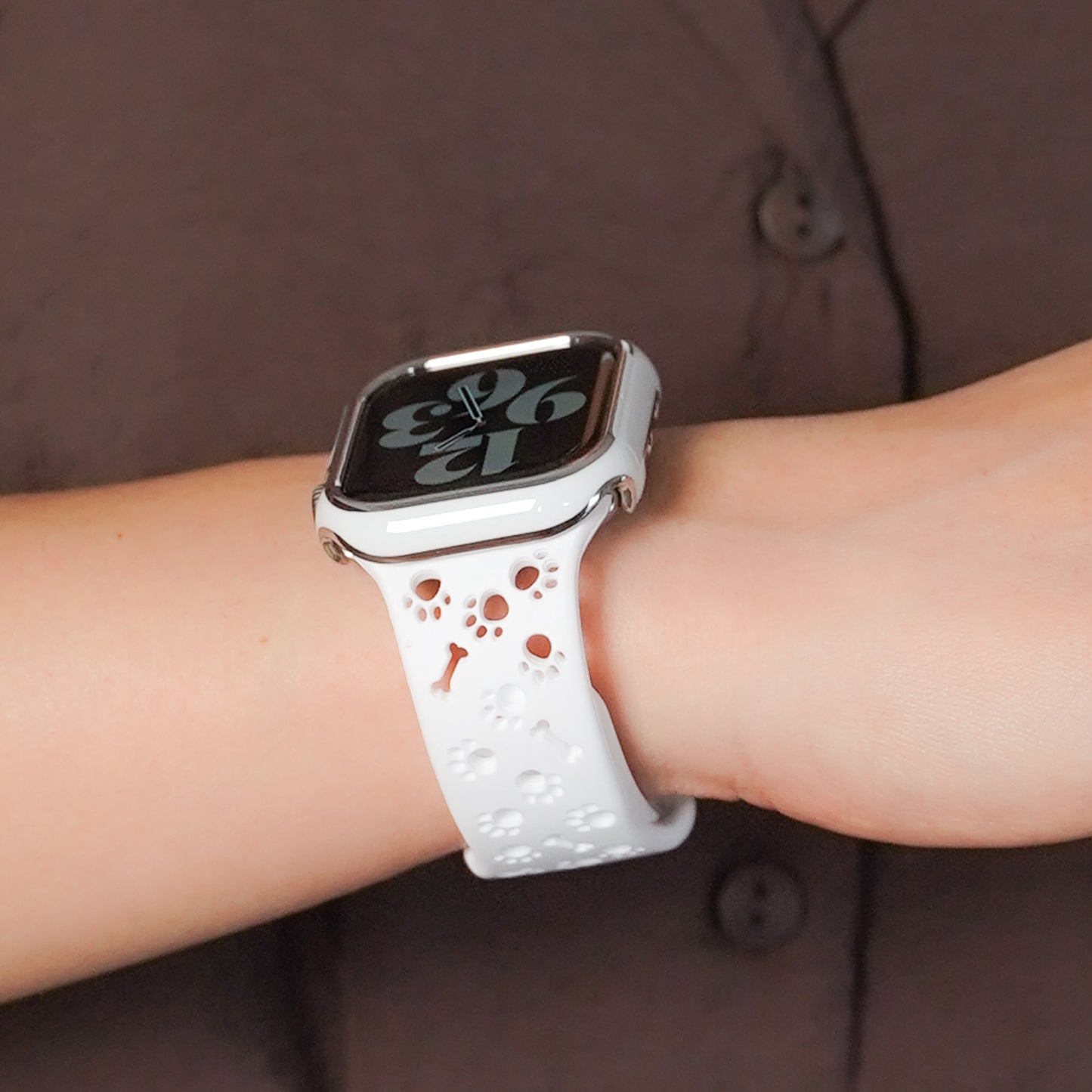 【NEW】シリコン 肉球 穴あき 犬 猫 アップルウォッチバンド Apple Watch ベルト