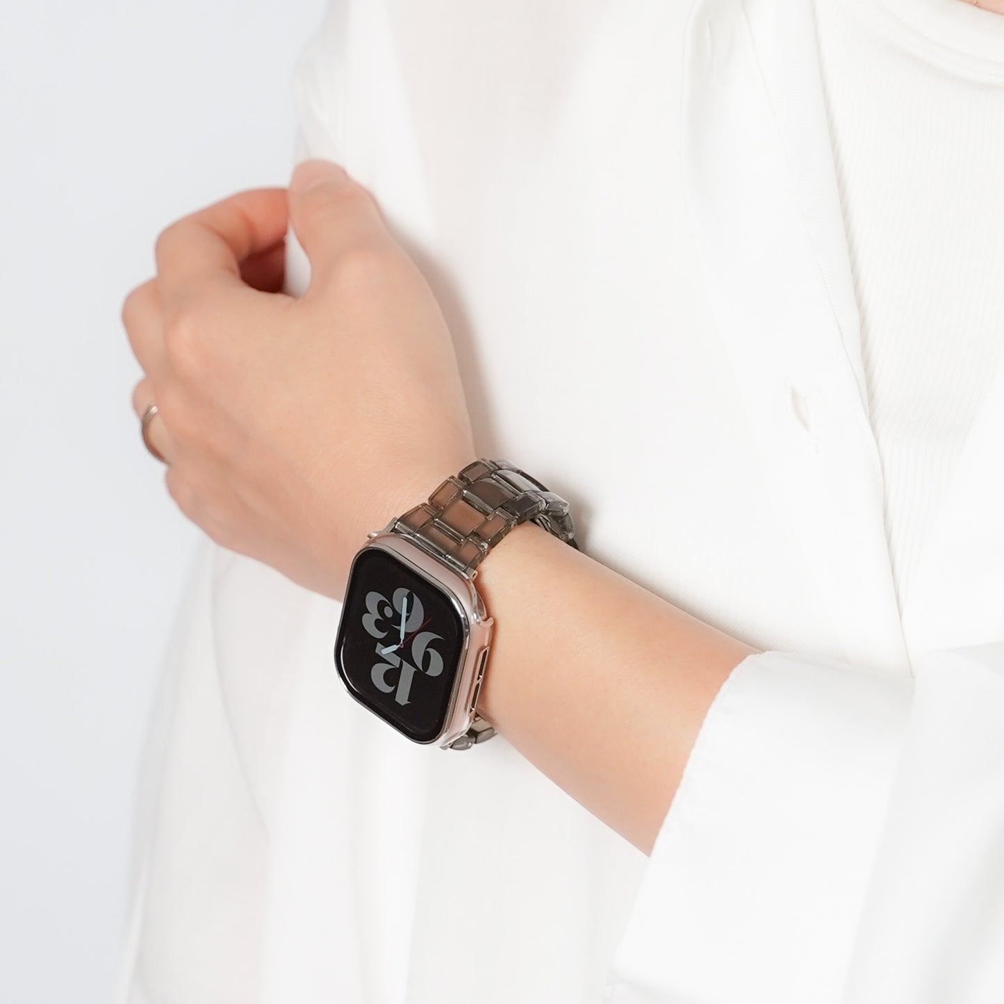 クリア 3連 樹脂 アップルウォッチバンド 透明 Apple Watch ベルト
