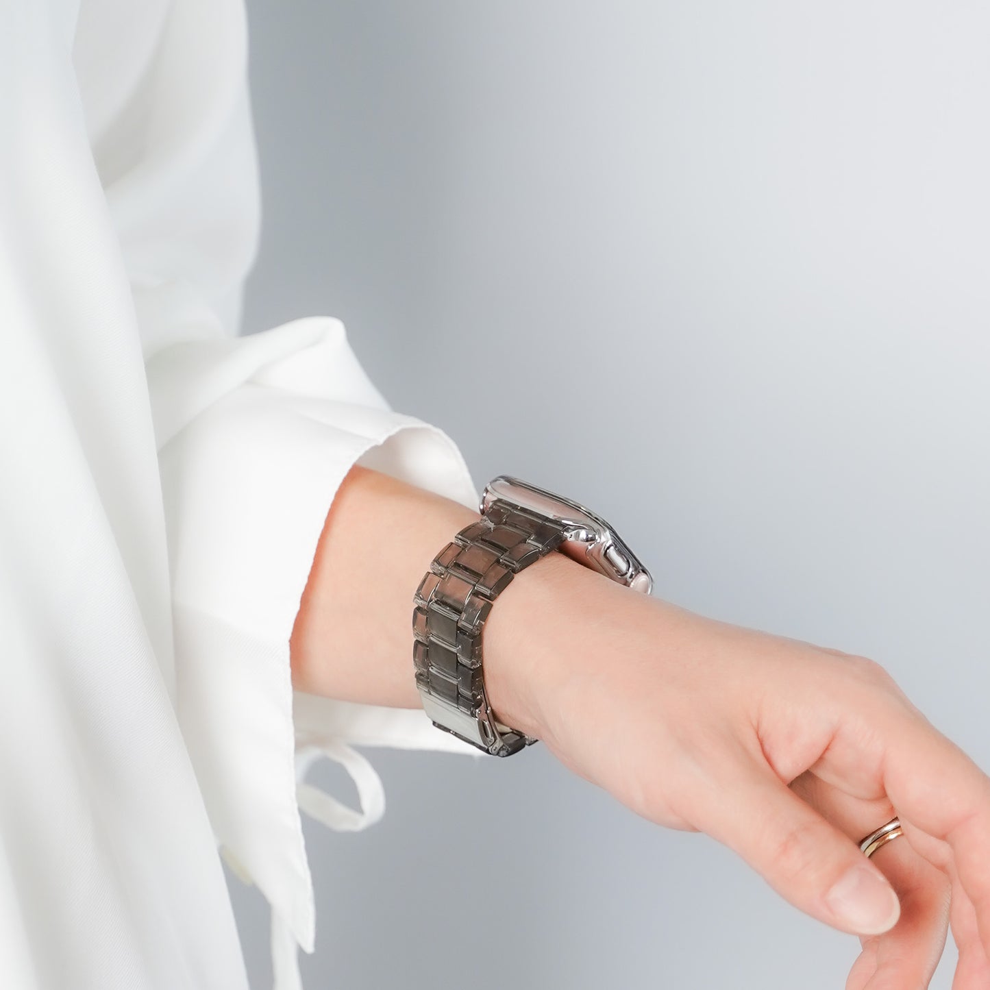 クリア 3連 樹脂 アップルウォッチバンド 透明 Apple Watch ベルト