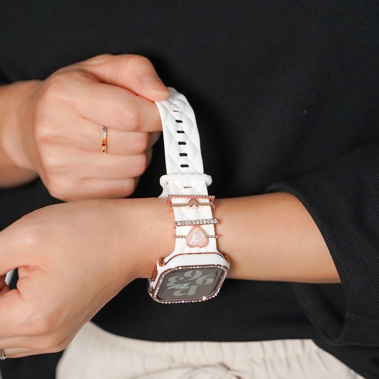 【NEW】ハート チャーム アクセサリー アップルウォッチ Apple Watch