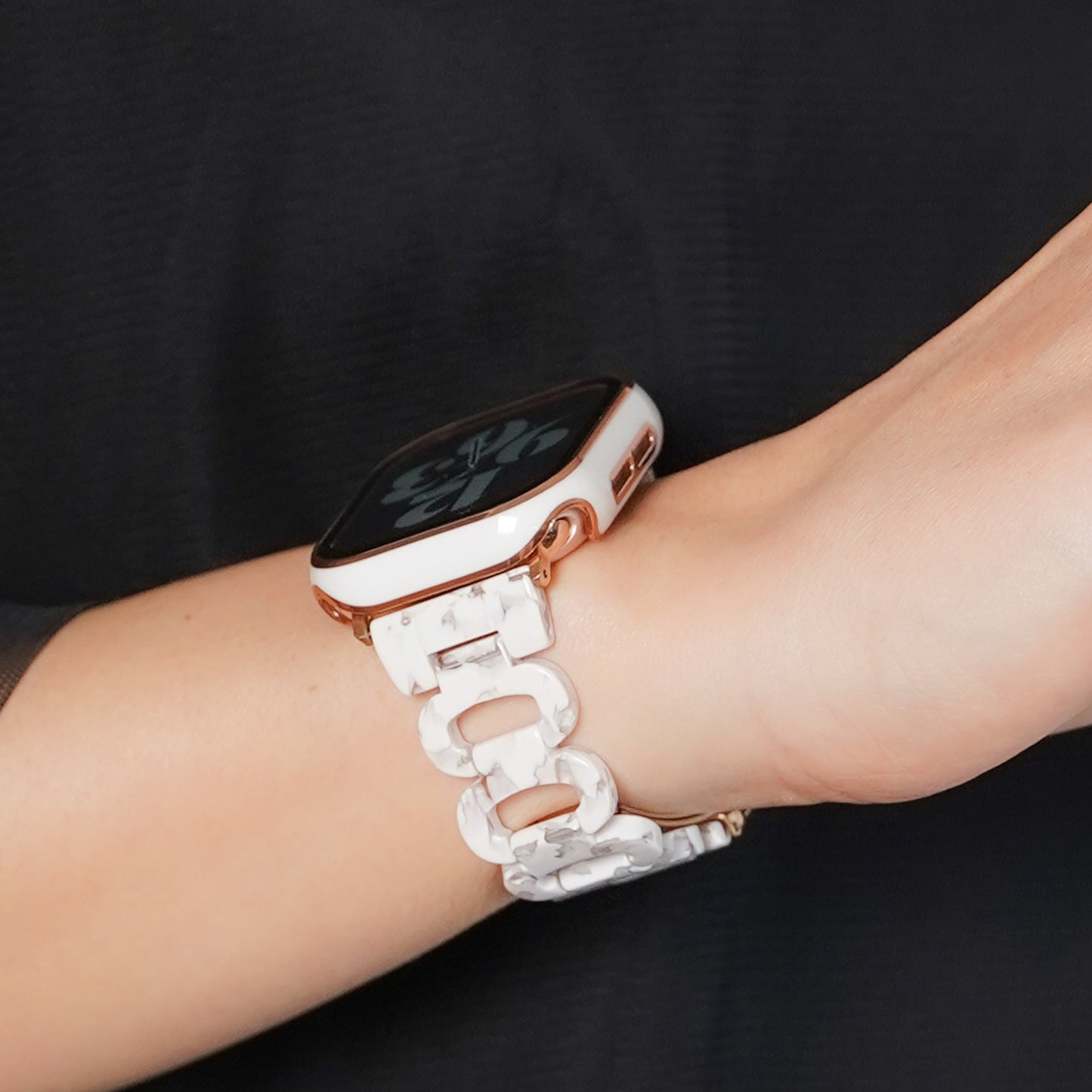 【NEW】樹脂 オープンリング アップルウォッチバンド Apple Watch ベルト
