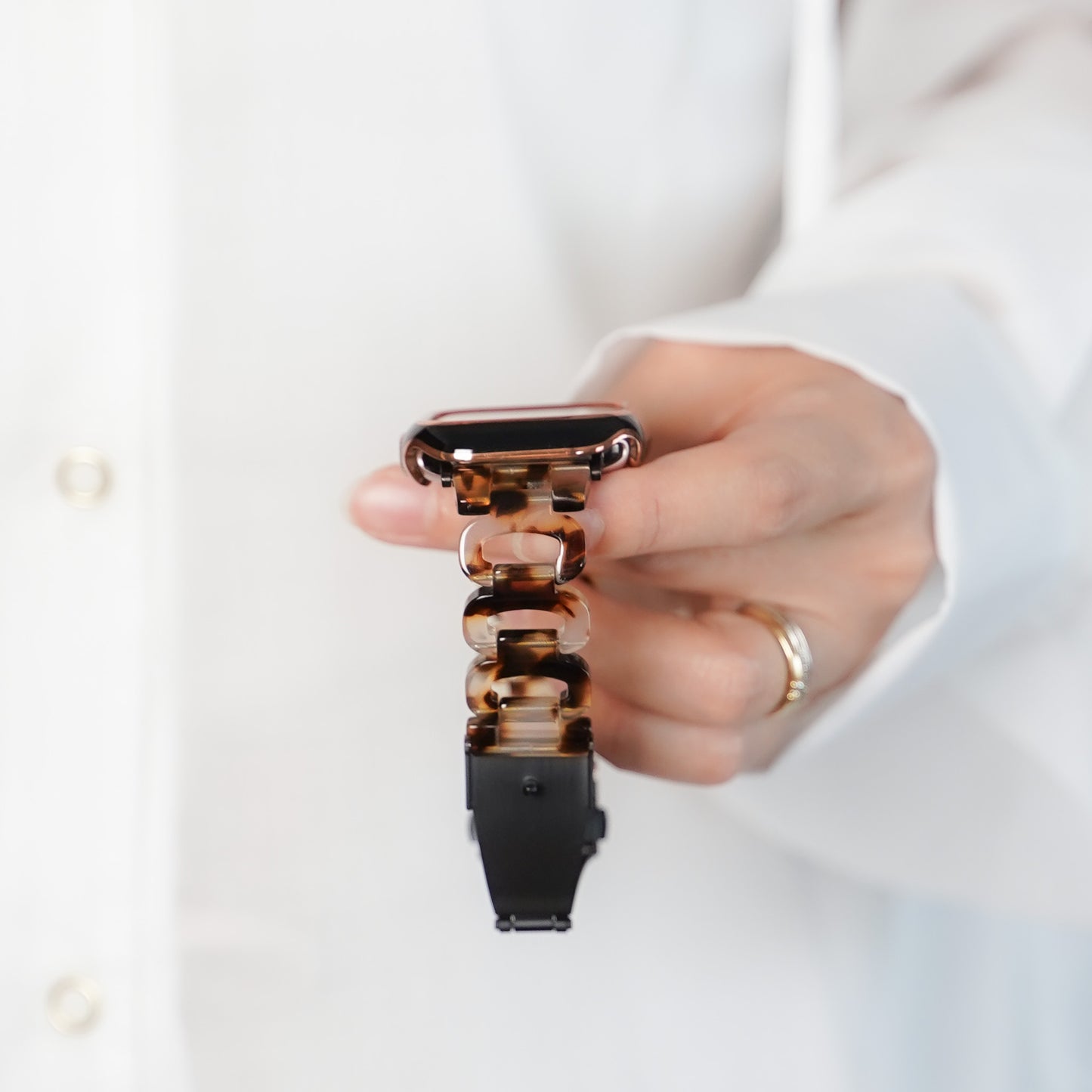 【NEW】樹脂 オープンリング アップルウォッチバンド Apple Watch ベルト