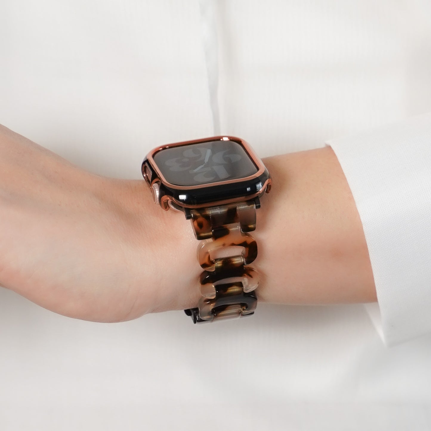 【NEW】樹脂 オープンリング アップルウォッチバンド Apple Watch ベルト