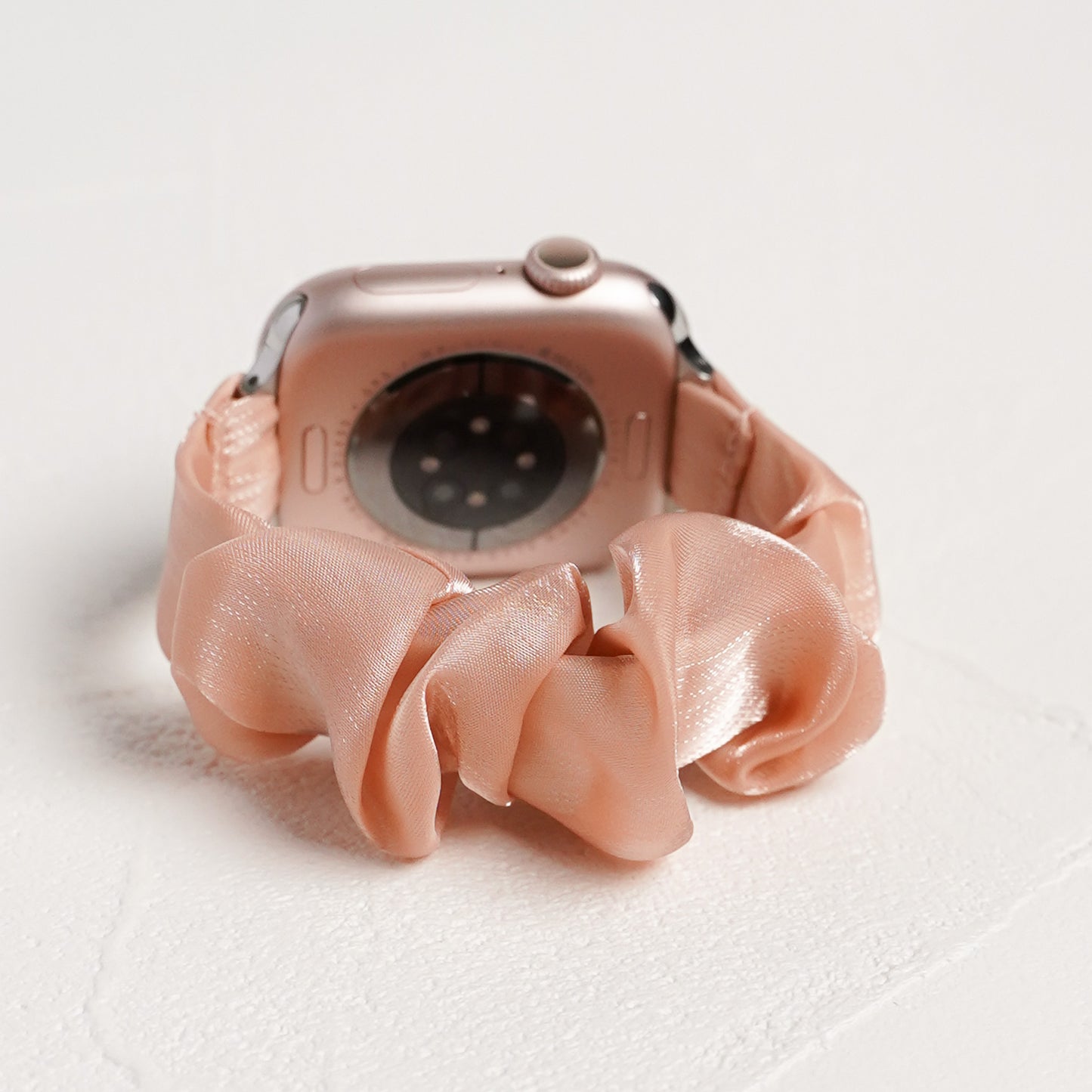 【NEW】スリム シュシュ サテン ゴム アップルウォッチバンド Apple Watch ベルト