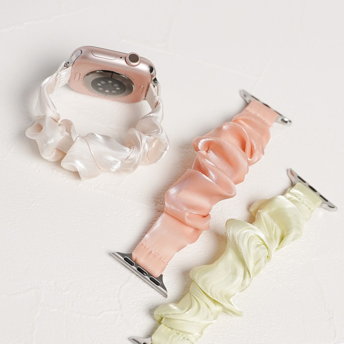 【NEW】スリム シュシュ サテン ゴム アップルウォッチバンド Apple Watch ベルト
